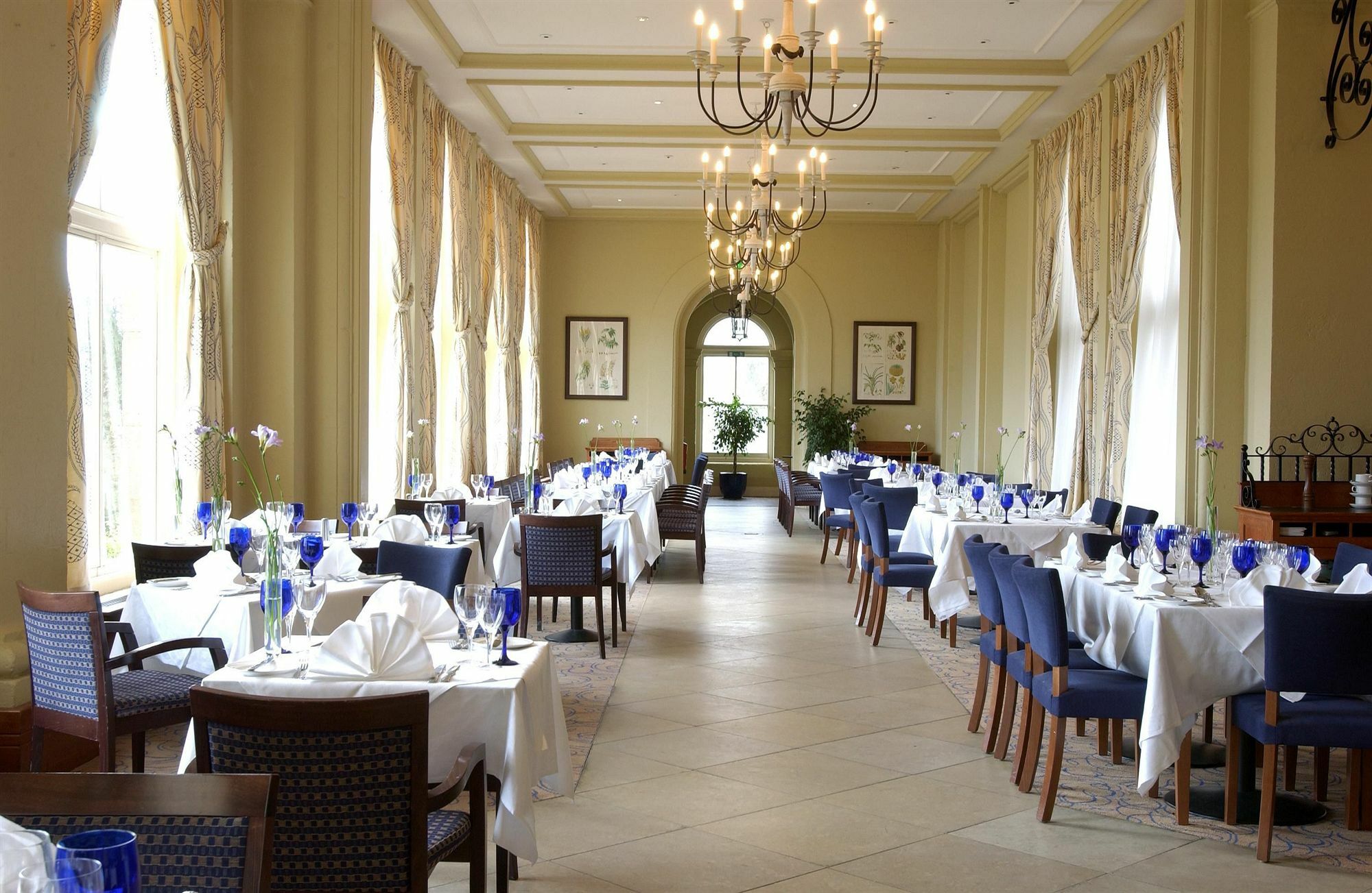 Отель Reserve, By Warner - Heythrop Park 4*
